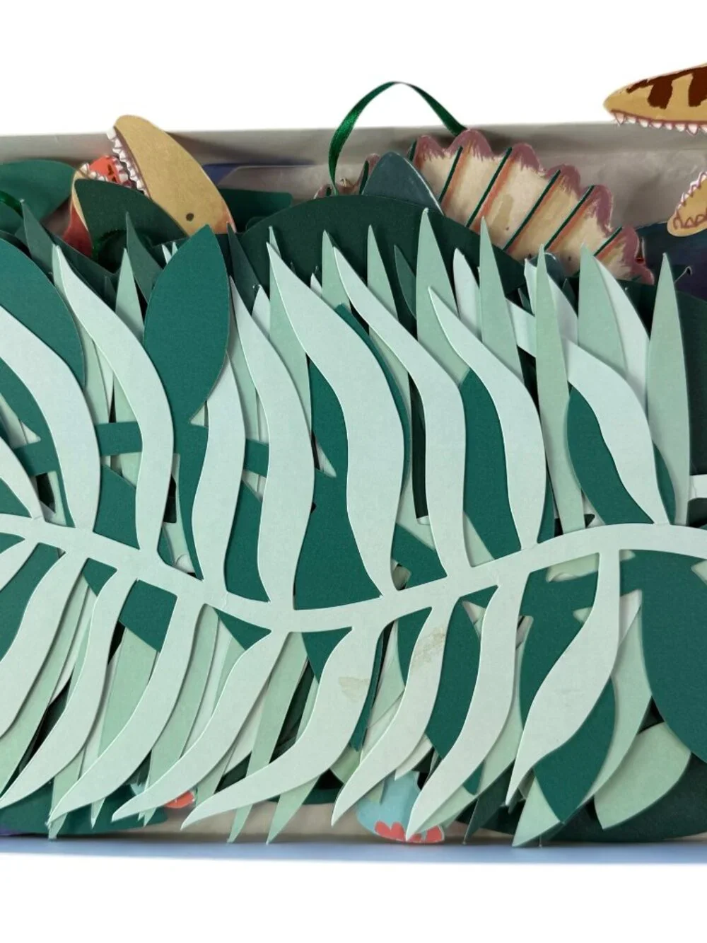 Meri Meri Party Garland Dinosaur Jurassic Park Theme - BIRTHDAY PARTIES, FUN!